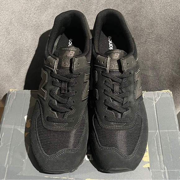 New Balance Men’s Sneakers 574 Black Size 11 US - Picture 8 of 15